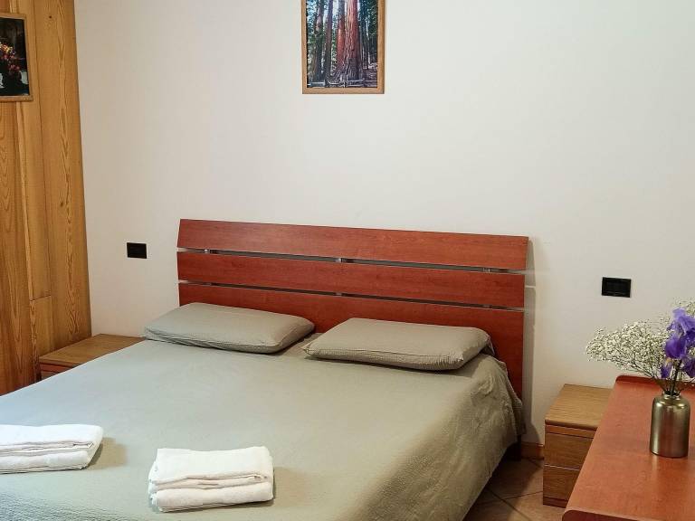 Apartment with yard, BBQ & terrace | Near Bellini Garden | Garden view — photo 5