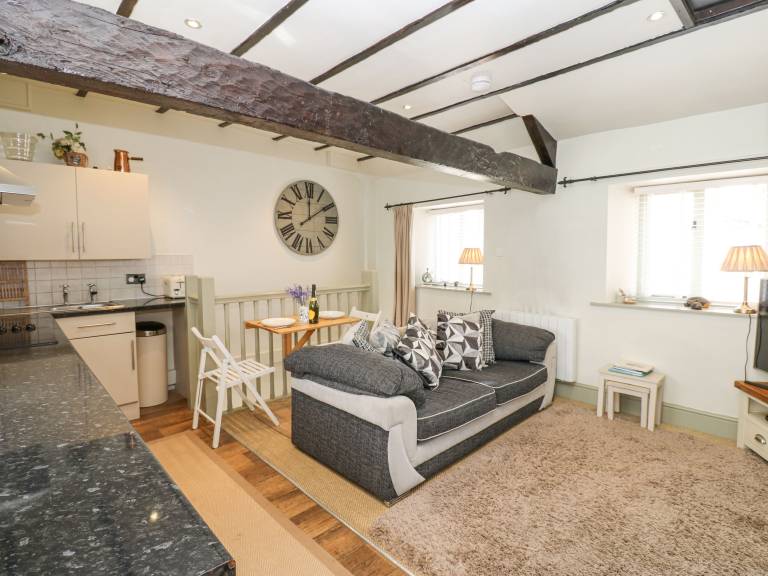 Family-oriented wonderful cottage | Pets allowed — photo 3