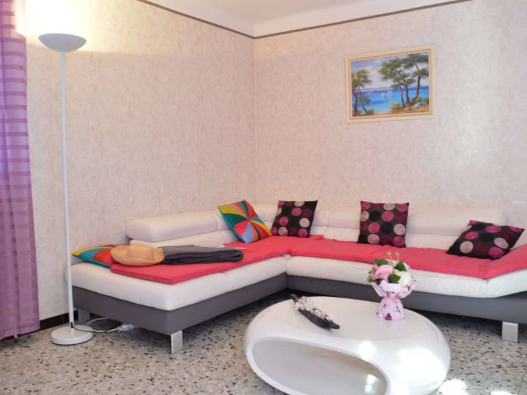 House with 3 rooms for 6 persons — photo 3
