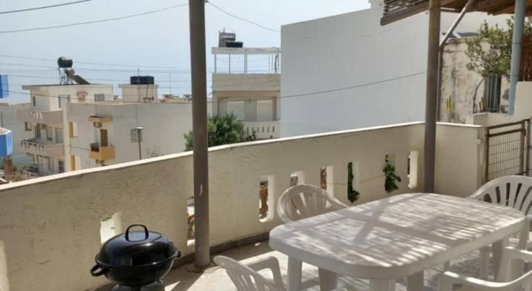 Wonderful apartment with terrace & barbeque | Next to the beach | Good for workation | Pets allowed in Heraklion