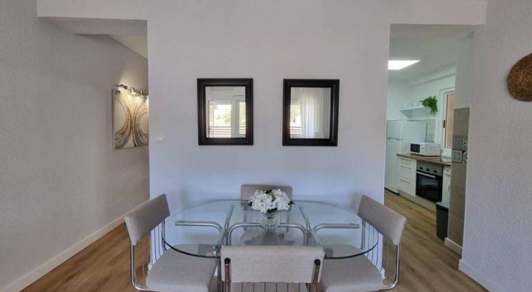 Rental apartment with patio | Perfect for remote work — photo 3