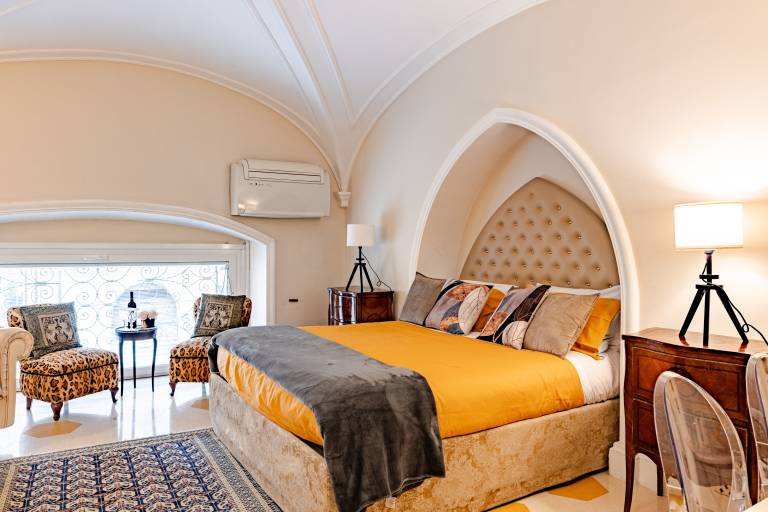 Apartment 'Rione Monti Charming Suite Colosseo' with Wi-Fi and Air Conditioning — photo 4