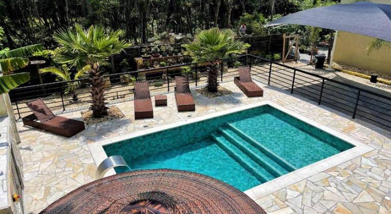 Lovely house with pool | Pets are welcome in Garopaba