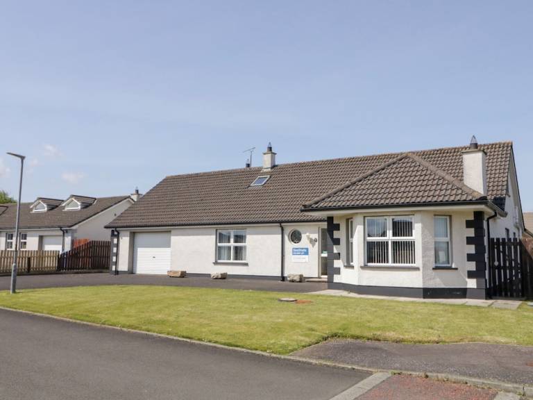 Cottage  Castlerock