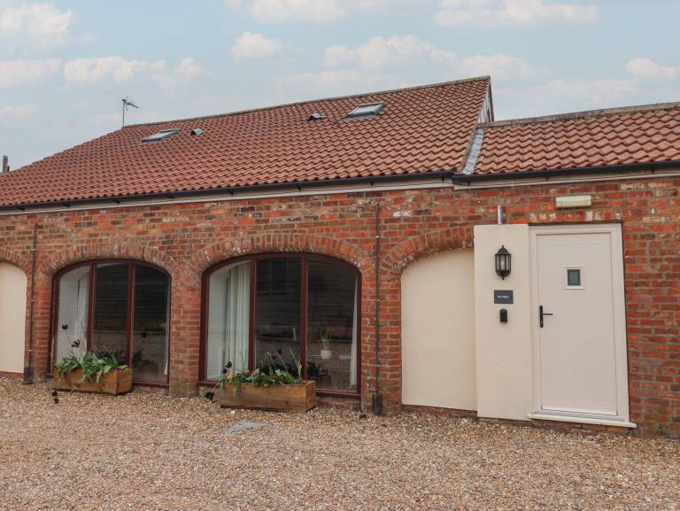 Fully equipped cottage with yard & BBQ | Beach view | Pets are welcome in Bridlington