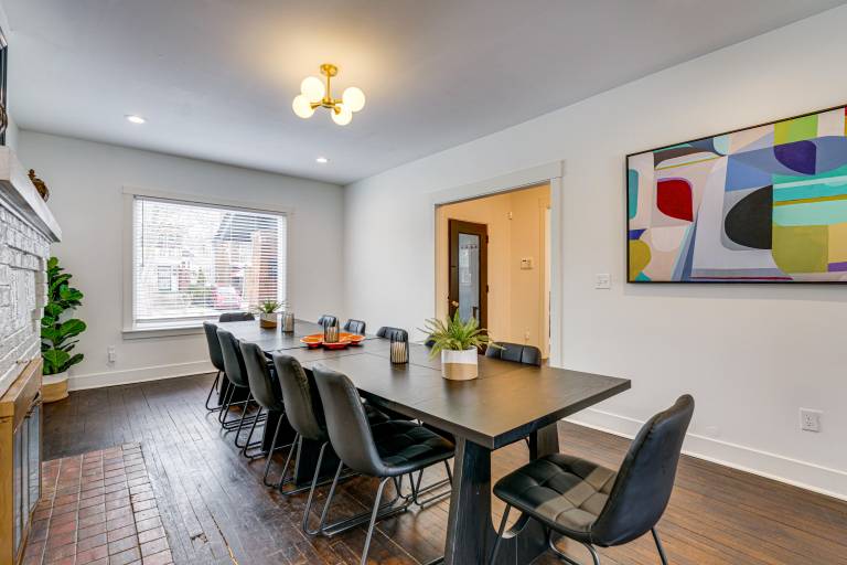 Spacious & Updated Group Getaway in Detroit! — photo 2