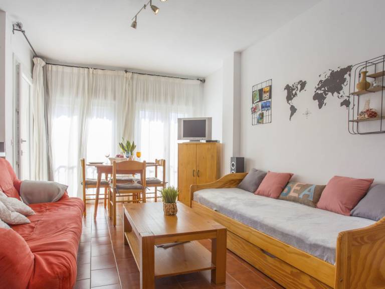Rental apartment with patio | Close to the beach | Dogs allowed — photo 2
