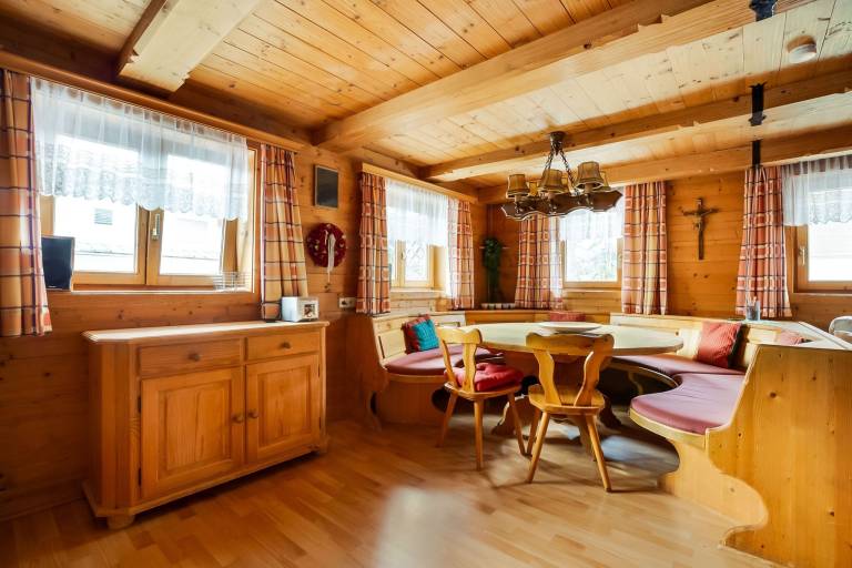 House with garden & patio | Mountain view | Ski nearby | Pets allowed — photo 3