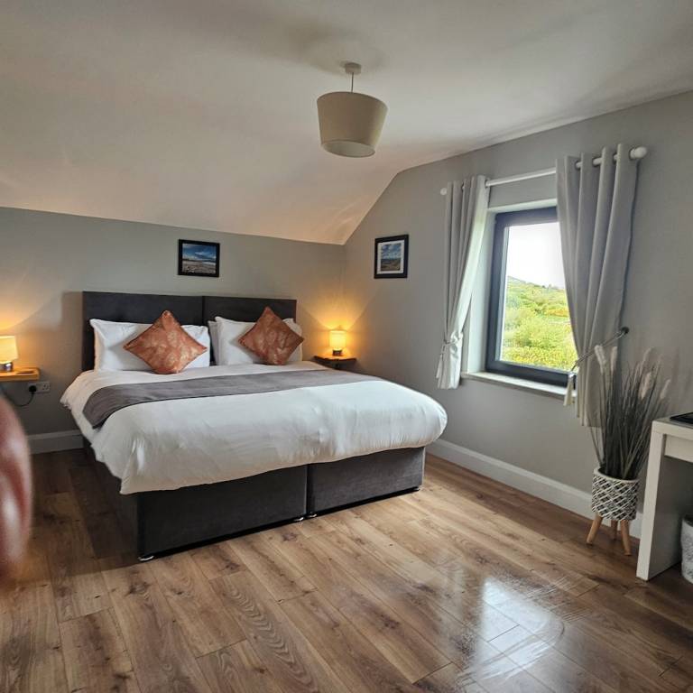 Accommodation  Cloghane