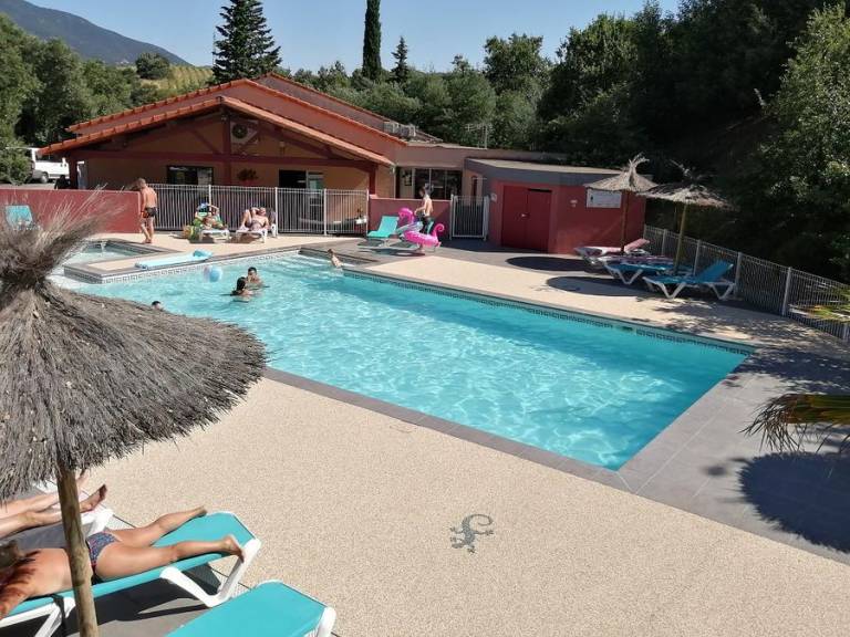 Family-friendly wonderful mobile home with pool & terrace | Pets allowed — photo 3
