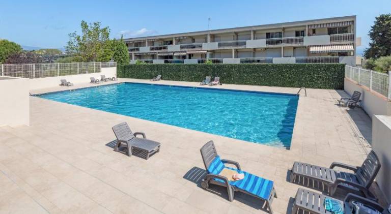 Rental apartment with private pool & terrace — photo 3