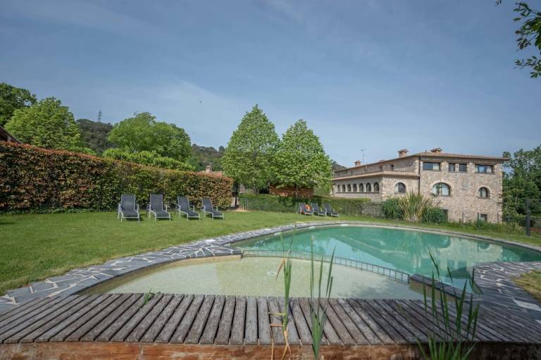 Aparthotel Besalú