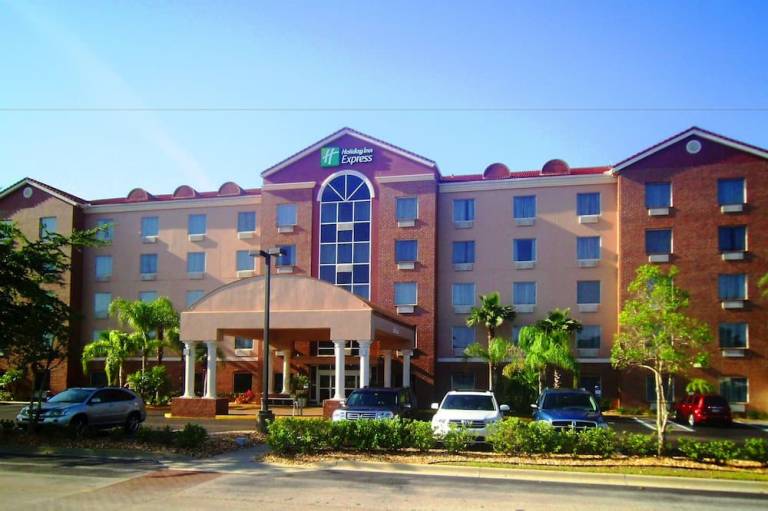 Holiday Inn Express & Suites Orange City Deltona by IHG