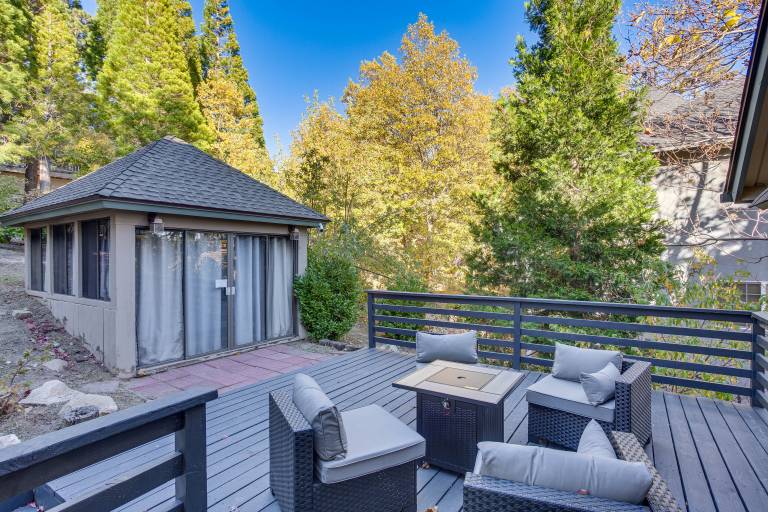 Partial Lake Arrowhead View: Cabin w/ Game Room! — photo 2