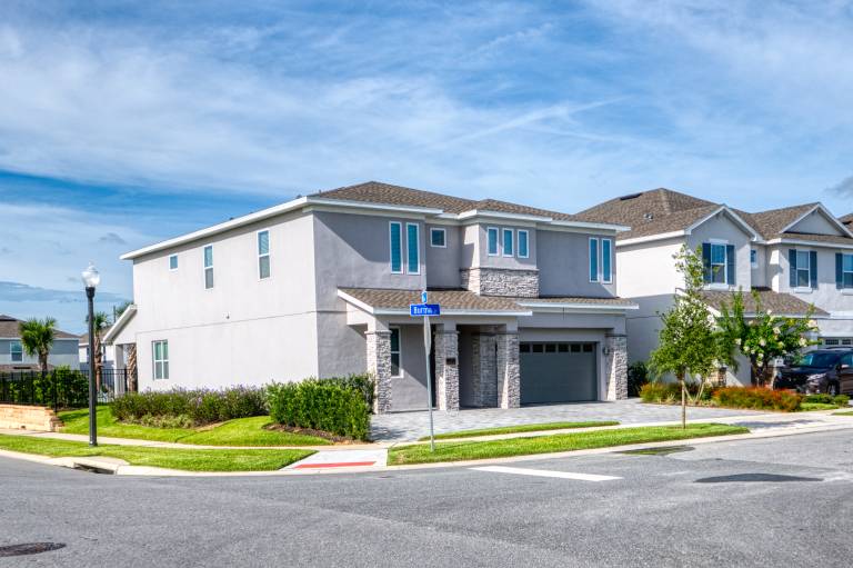 Child-friendly house with private pool | Pets are welcome — photo 2