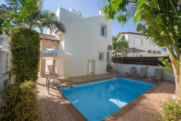 Resort Pernera
