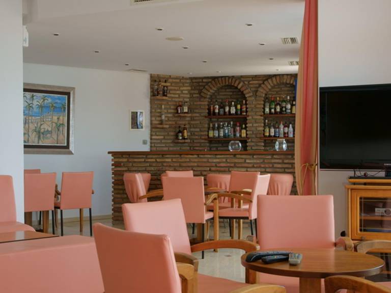Hotel Oasis — photo 4