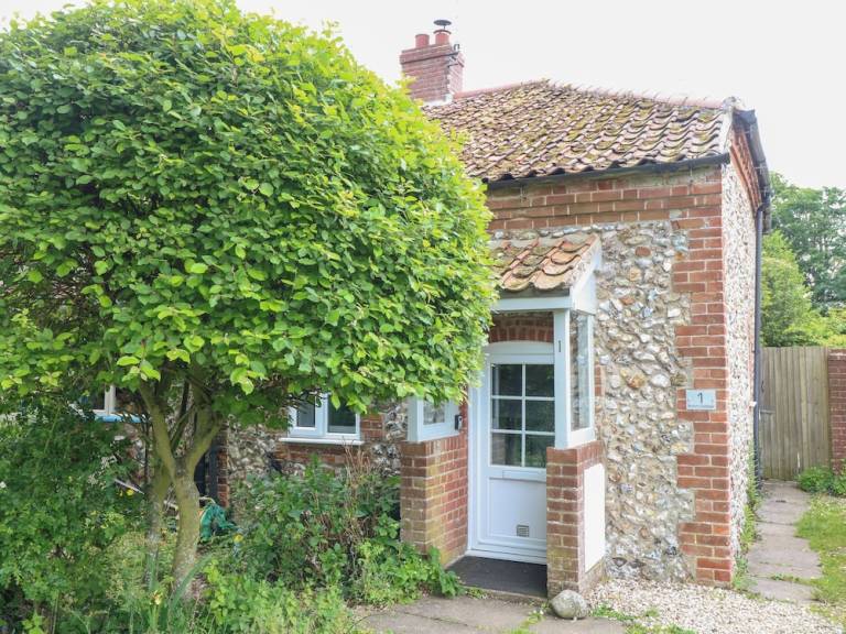 Cottage Houghton