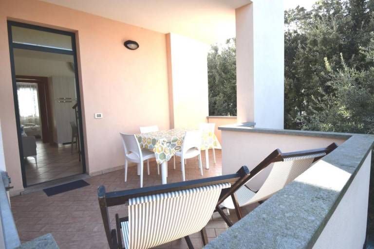 Holiday apartment with patio — photo 2