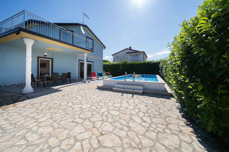 House with patio, barbecue & garden | Pets allowed — photo 4