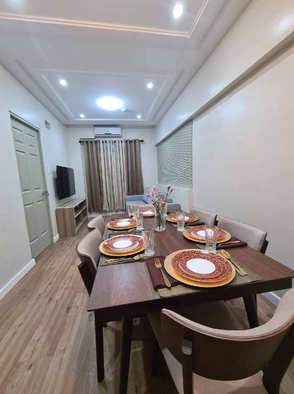 A modern 1 BR unit at Eastwood City - 28th, G! — photo 5
