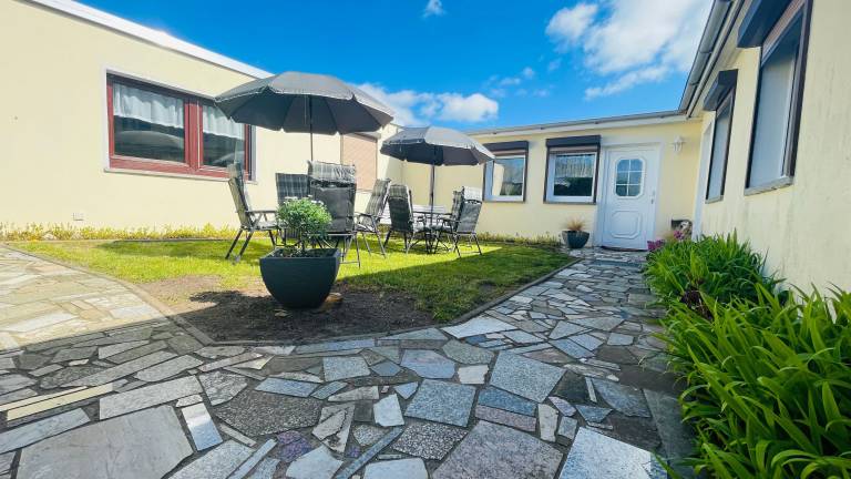 Child-friendly apartment with patio, grill & yard | Pets are welcome — photo 2