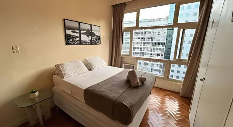 Holiday apartment with 1 room for 4 persons in Leme