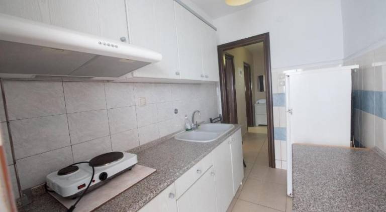 Lovely serviced apartment with patio | Close to the beach | Dogs allowed — photo 5
