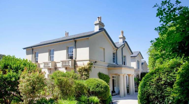 St Anne's Manor - Luxury Villa with Hot Tub in Torquay