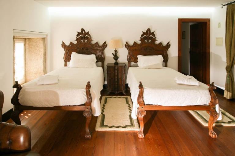 Casa  Alvarães