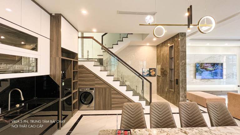 Villa with BBQ, jacuzzi & garden | Water view | Suitable for remote work — photo 3
