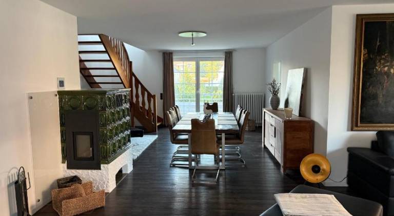 Apartment with patio — photo 4