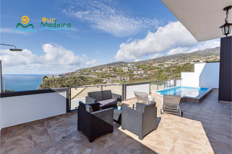 3 bedroom villa in Calheta sea view Casa Belita