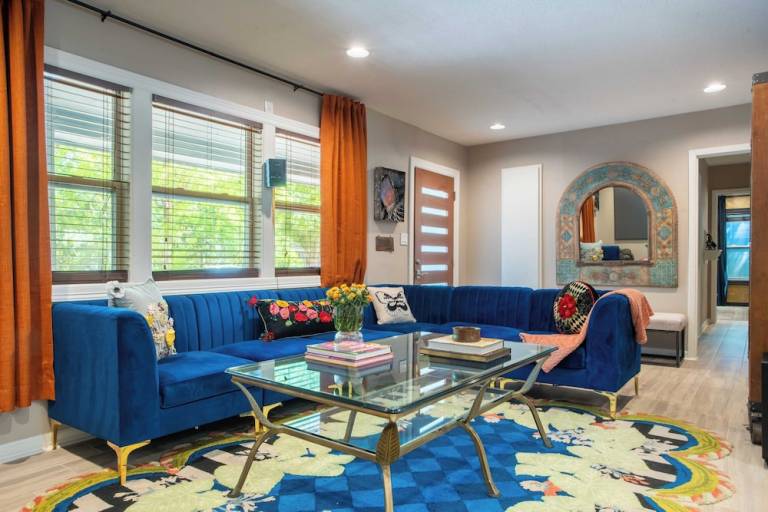Cabin South Lamar