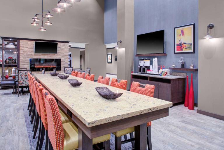 Hampton Inn & Suites Columbus Scioto Downs — photo 5