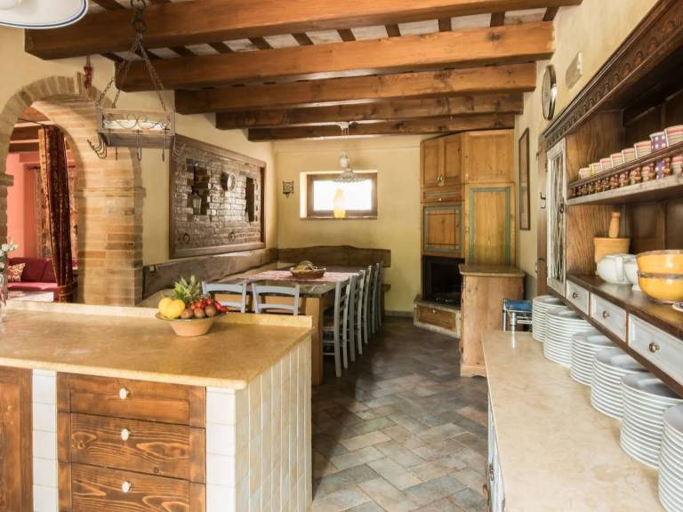 Fully equipped charming vacation home with private pool, terrace & grill | Mountain view | Pet-friendly — photo 5