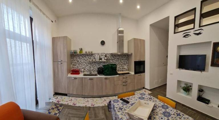 Beautiful vacation home | Next to Catacombe dei Cappuccini | Pets are welcome — photo 2