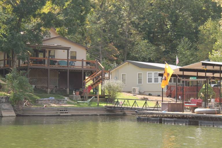 Gravois Mills, MO Vacation Rentals from 79 Hometogo