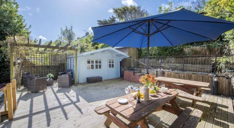 Trevethen Cottage - Free Parking and WiFi - Close to Beach - Pets Welcome — photo 5