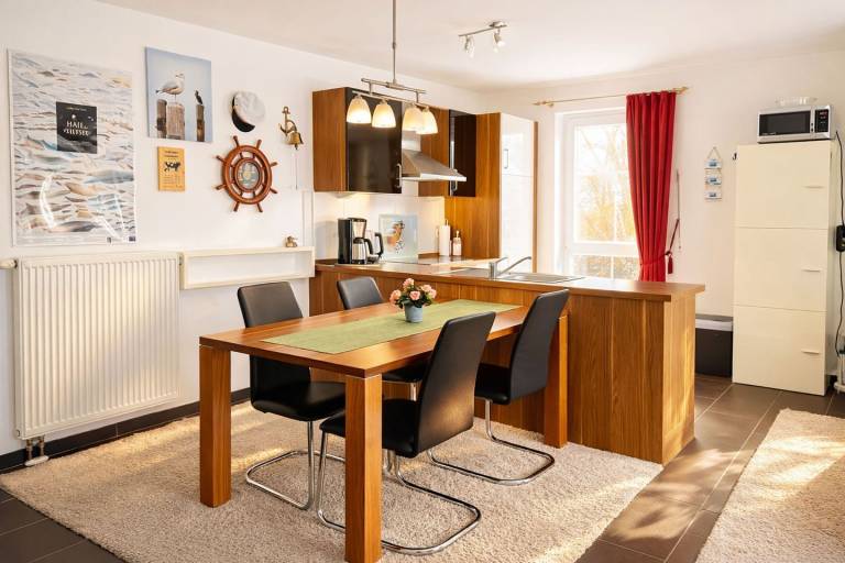 Komfortwohnung - direkt am Sandstrand mit Sauna, Whirlbadewanne und Balkon — photo 4