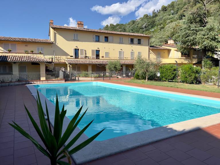 Appartamento Ponte A Villa