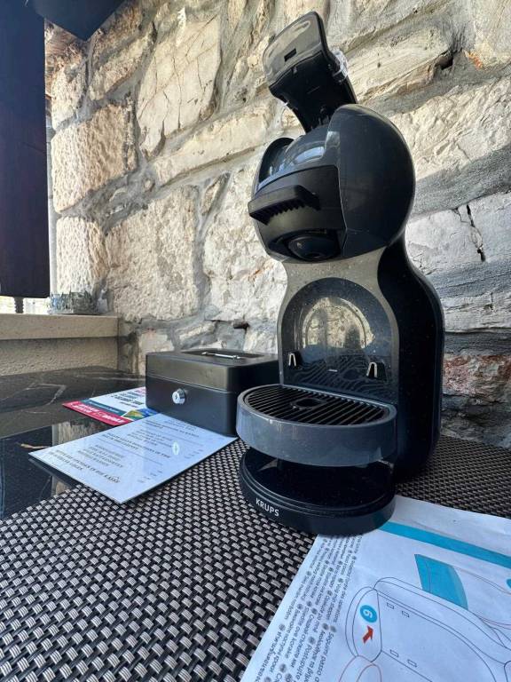 Charming private room with terrace | City view | Beach nearby | Pets allowed in Sibenik