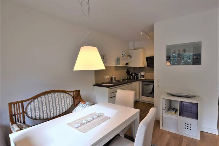 Rental apartment with garden, barbecue & patio | Garden view — photo 4