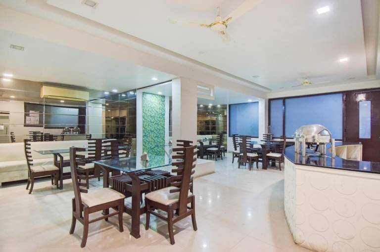 Hotel Sahibs Corporate Inn - The Family Hotel — photo 2