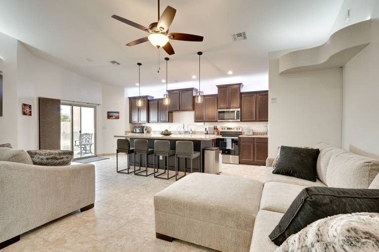 Patio & Grill: Family-Friendly Lake Havasu Home — photo 3
