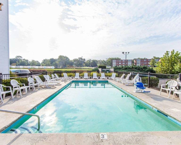 Quality Inn Oak Ridge - Knoxville West — photo 2