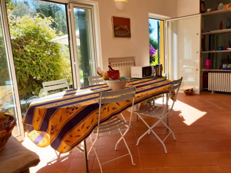Villa with barbecue, terrace & private pool — photo 5