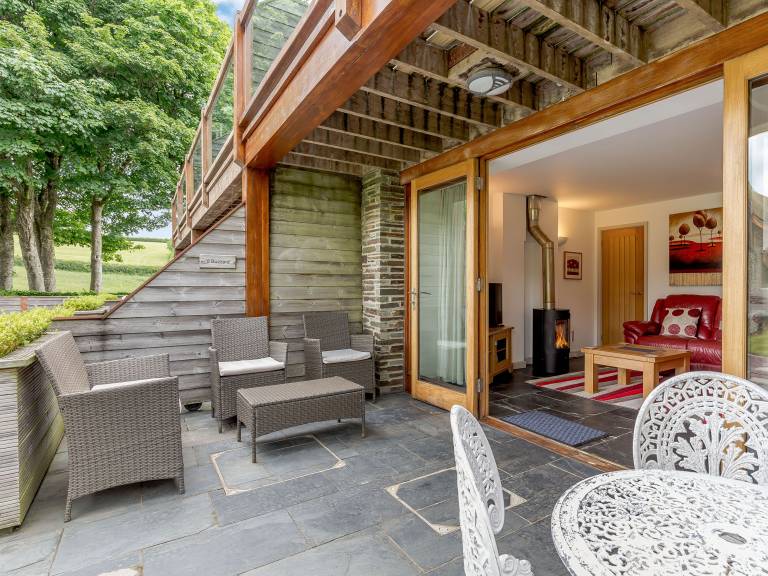 Family-oriented cottage with yard, barbecue & sauna | River view | Pets allowed — photo 2