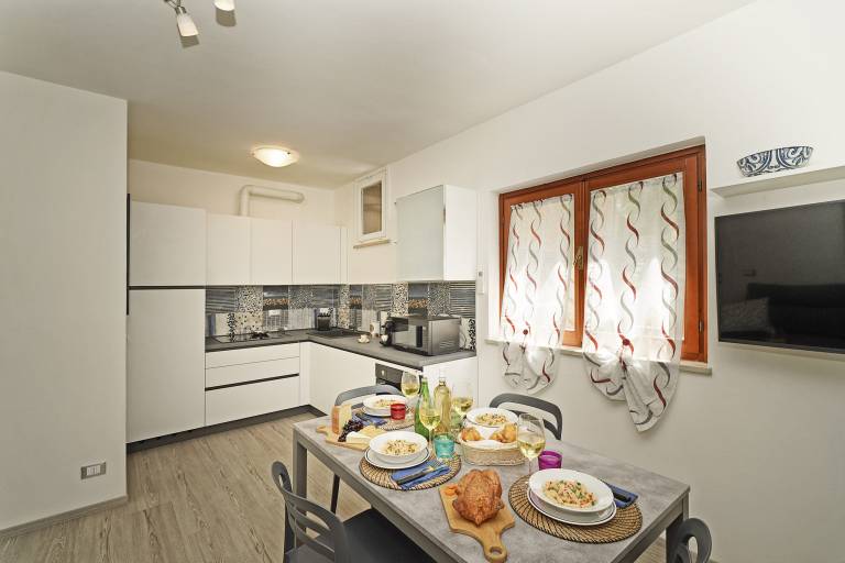 Fully equipped pleasant holiday apartment with pool | Pets allowed — photo 3