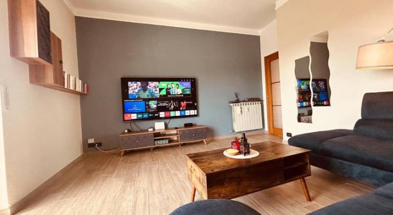 Rental apartment with terrace — photo 2